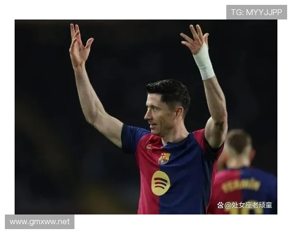 莱万多夫斯基巴萨首秀表现