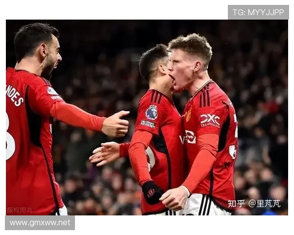 罗德里戈边锋与伪九号角色的多位置战术价值解析