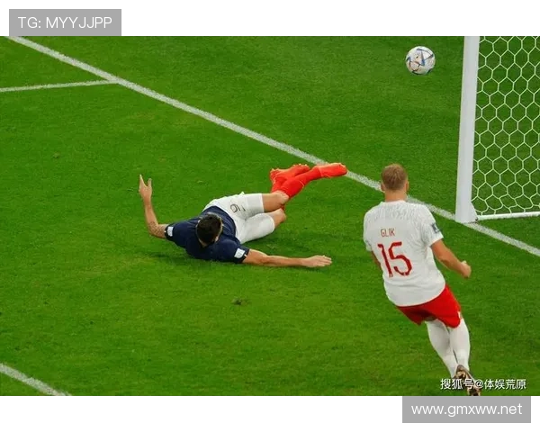 莱万多夫斯基禁区嗅觉与跑位如何塑造其进球模型