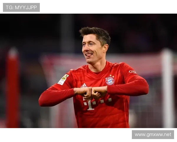 莱万多夫斯基成长轨迹解析：德甲历练如何塑造终结机器