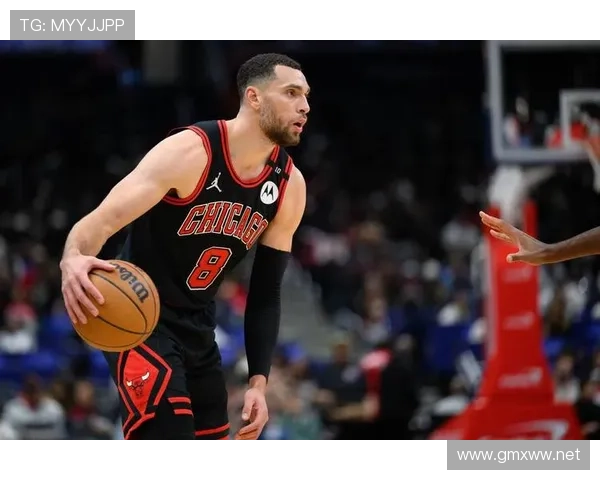 米切尔无球跑动占比提升，拉开空间效率显著高于上赛季