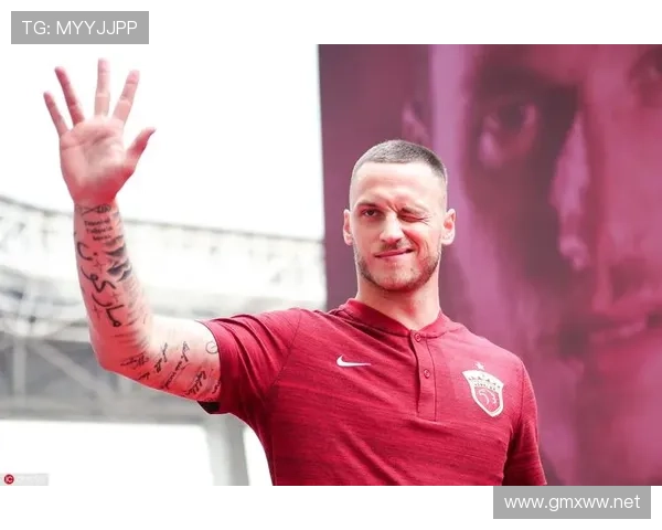 阿瑙托维奇射门方式多样，近期表现稳健